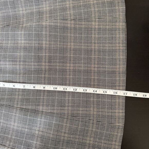 Babaton Plaid Hopper Skirt (Aritzia) - Picture 10 of 10